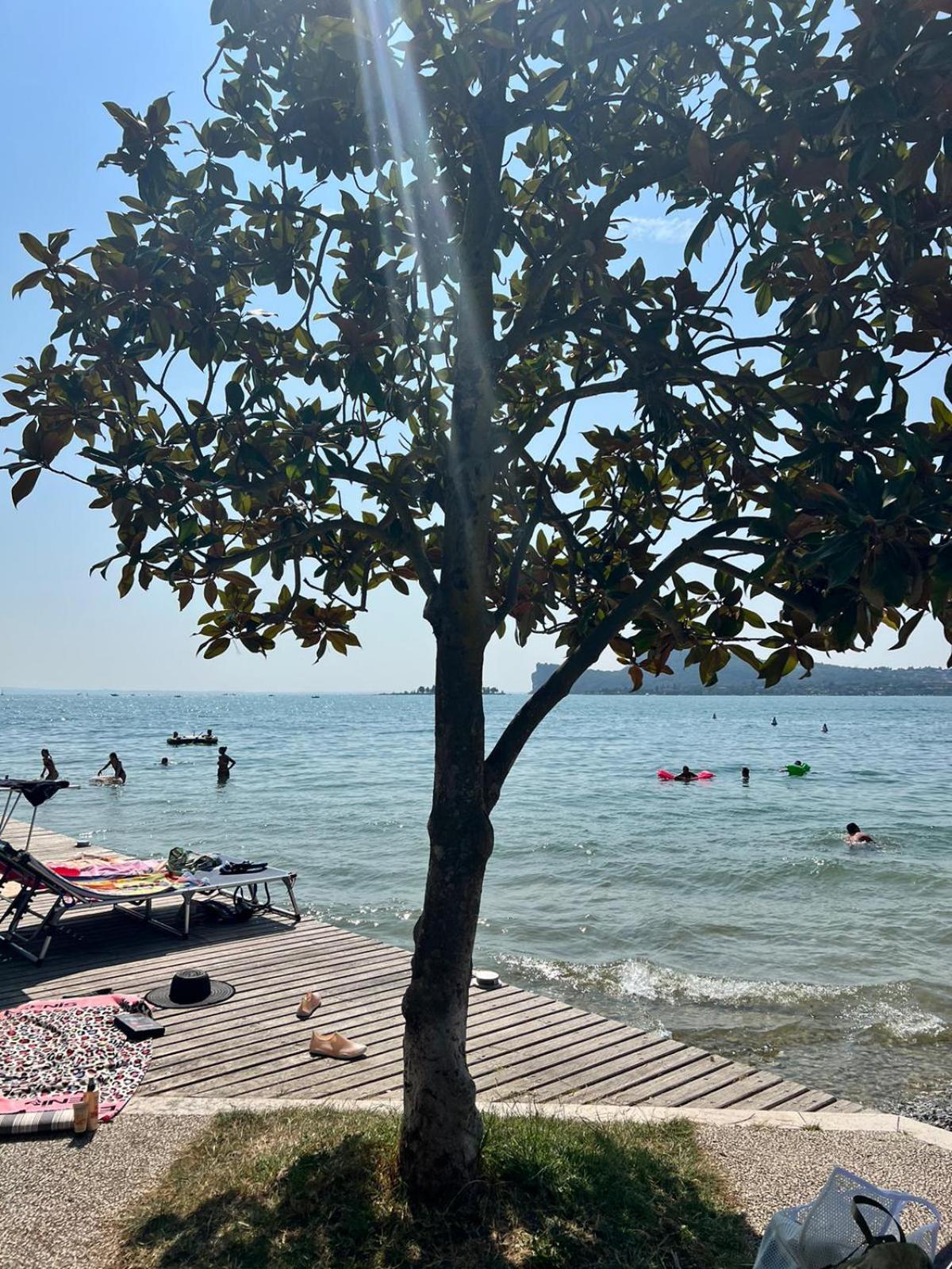 La Finestra Sul Garda Dreaming Holidays San Felice del Benaco Dış mekan fotoğraf